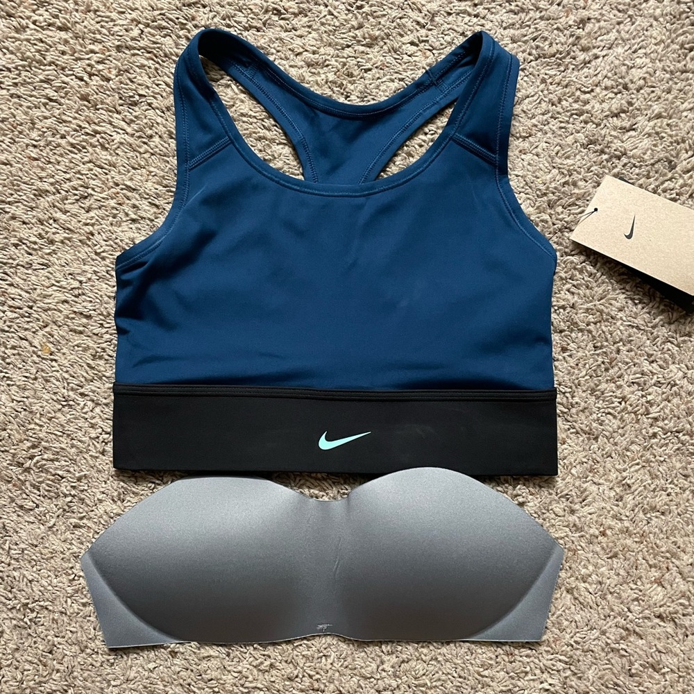 Nike sports bra